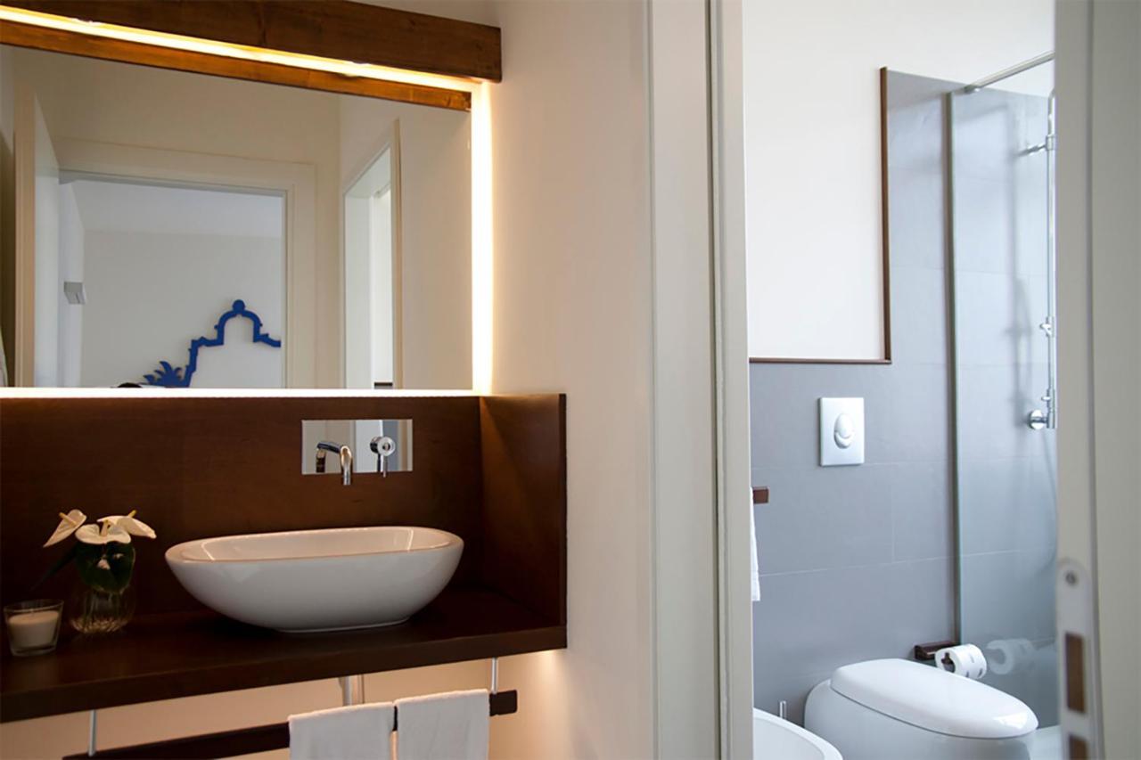 Foyer Rooms & Suites Affittacamere Cagliari Ngoại thất bức ảnh