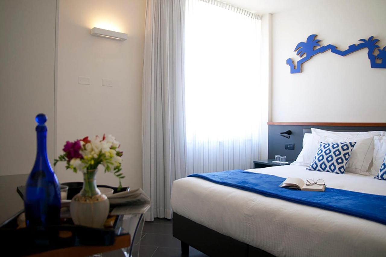 Foyer Rooms & Suites Affittacamere Cagliari Ngoại thất bức ảnh