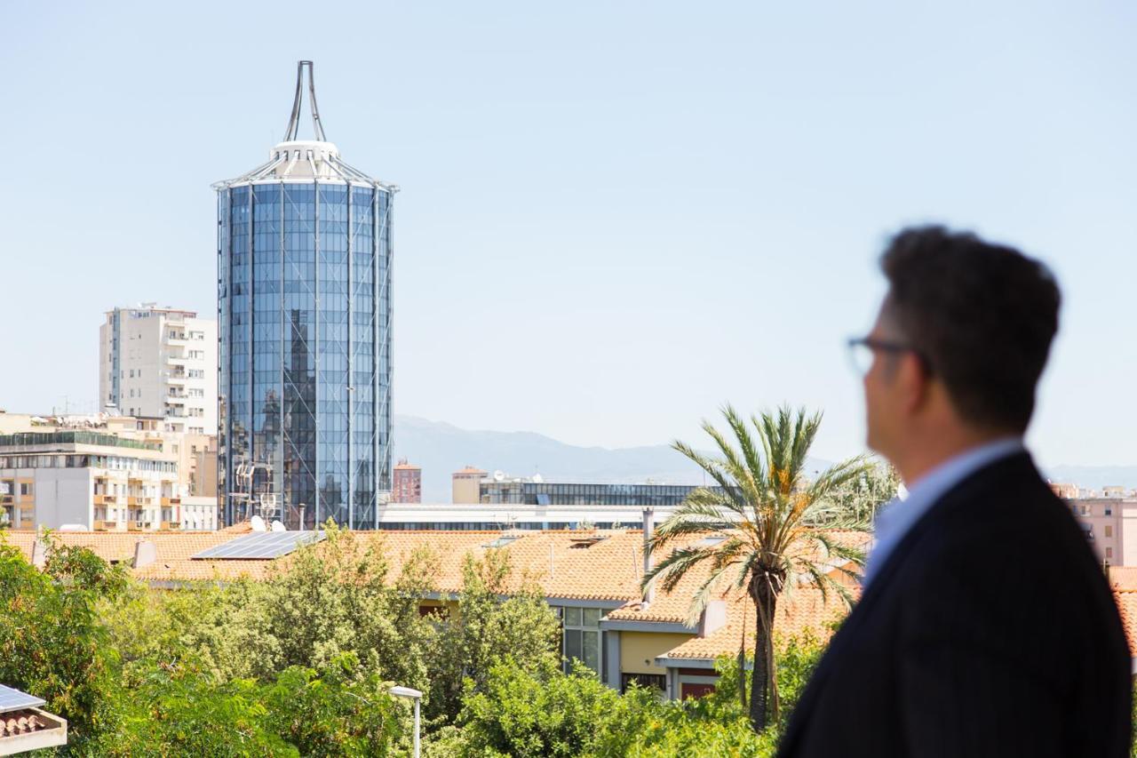 Foyer Rooms & Suites Affittacamere Cagliari Ngoại thất bức ảnh