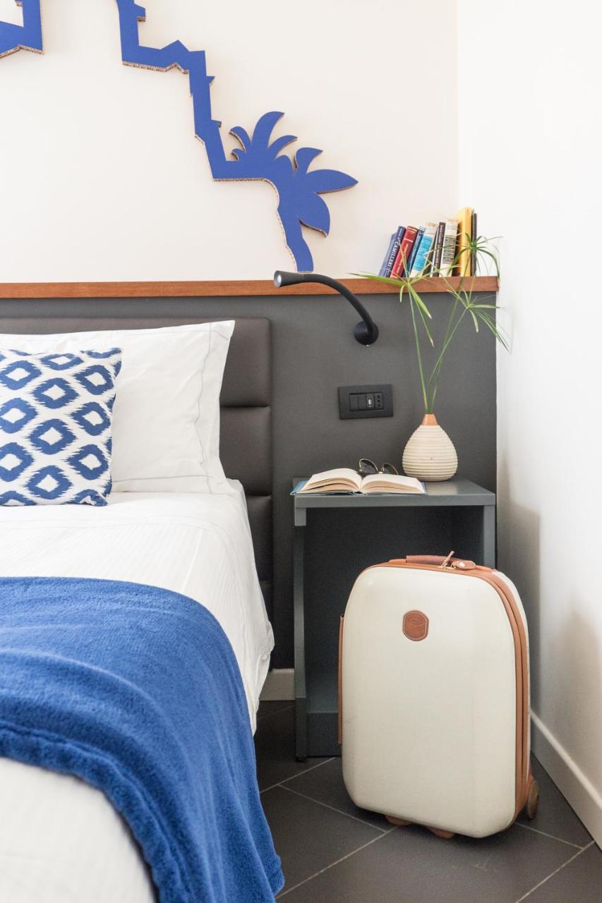 Foyer Rooms & Suites Affittacamere Cagliari Ngoại thất bức ảnh