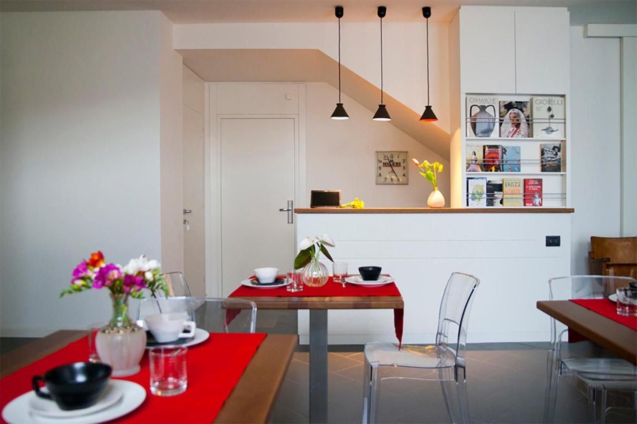 Foyer Rooms & Suites Affittacamere Cagliari Ngoại thất bức ảnh