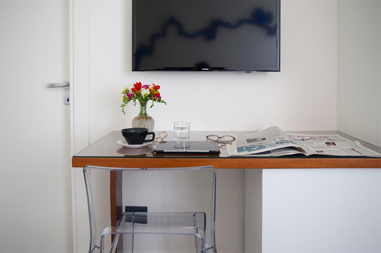 Foyer Rooms & Suites Affittacamere Cagliari Ngoại thất bức ảnh