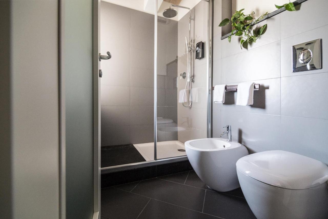 Foyer Rooms & Suites Affittacamere Cagliari Ngoại thất bức ảnh