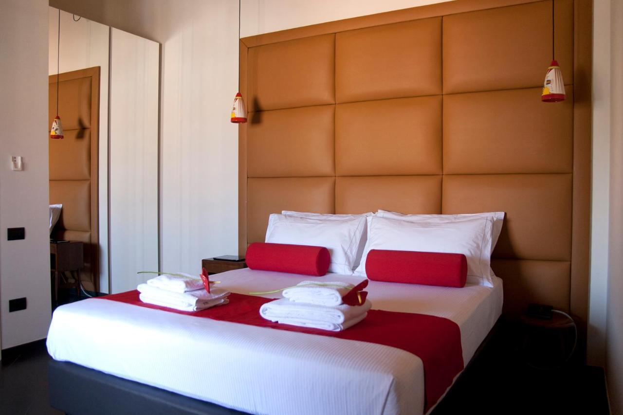 Foyer Rooms & Suites Affittacamere Cagliari Ngoại thất bức ảnh