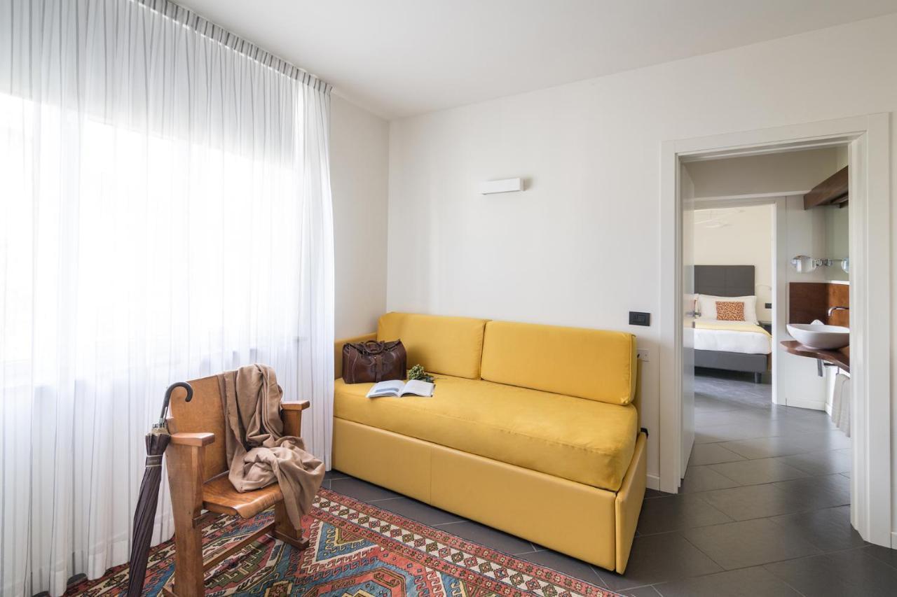 Foyer Rooms & Suites Affittacamere Cagliari Ngoại thất bức ảnh